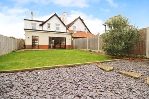 Hadleigh Road- click for photo gallery